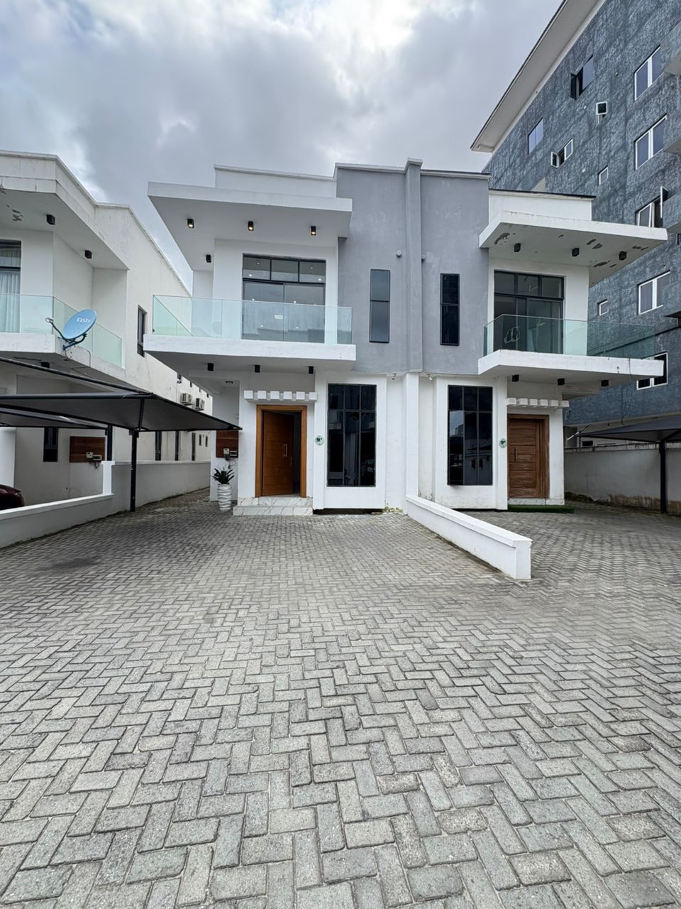 A standard 4bedroom semi detached duplex.jpeg