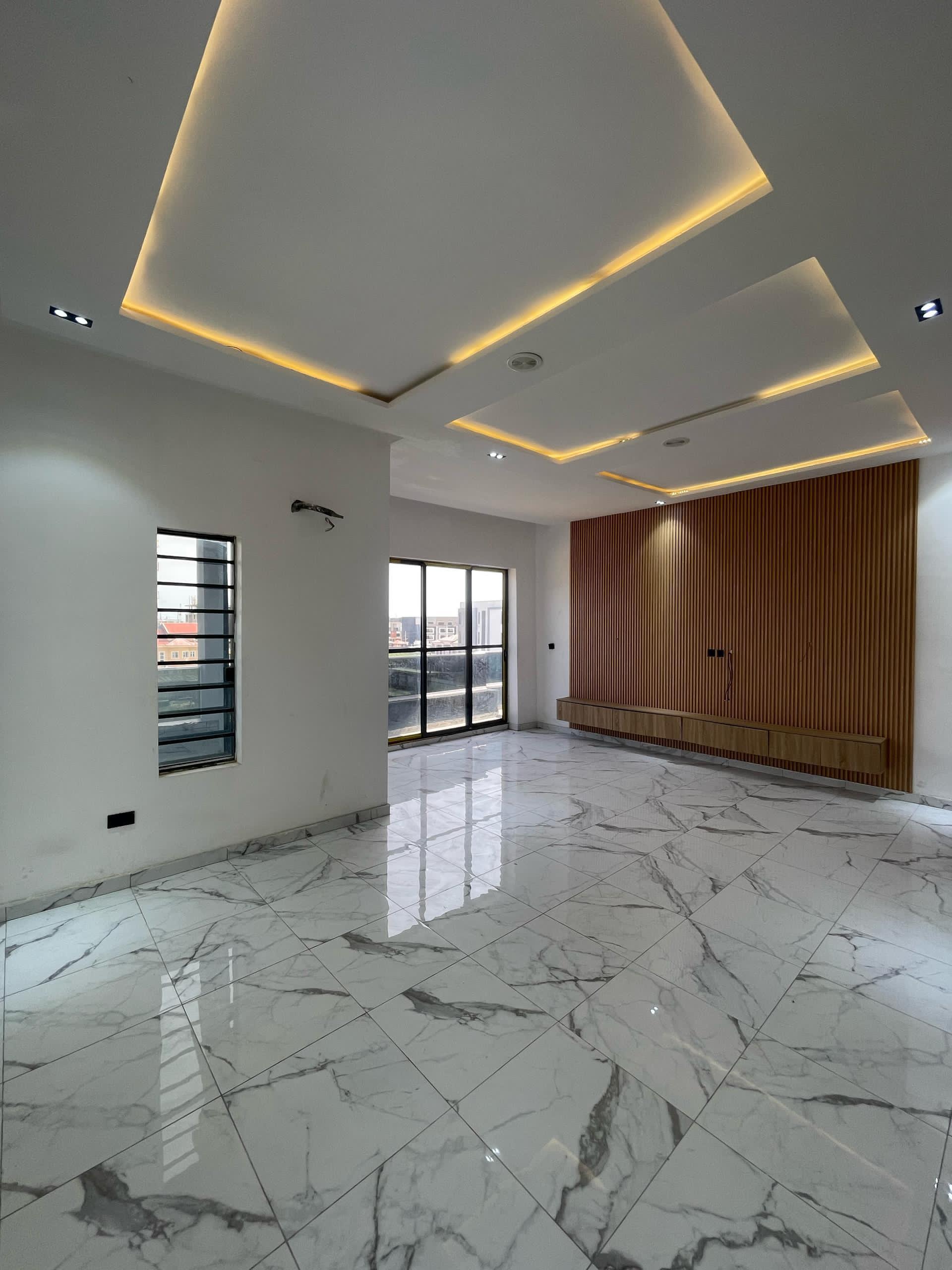House/Cluster for sale in Ikate, Nigeria