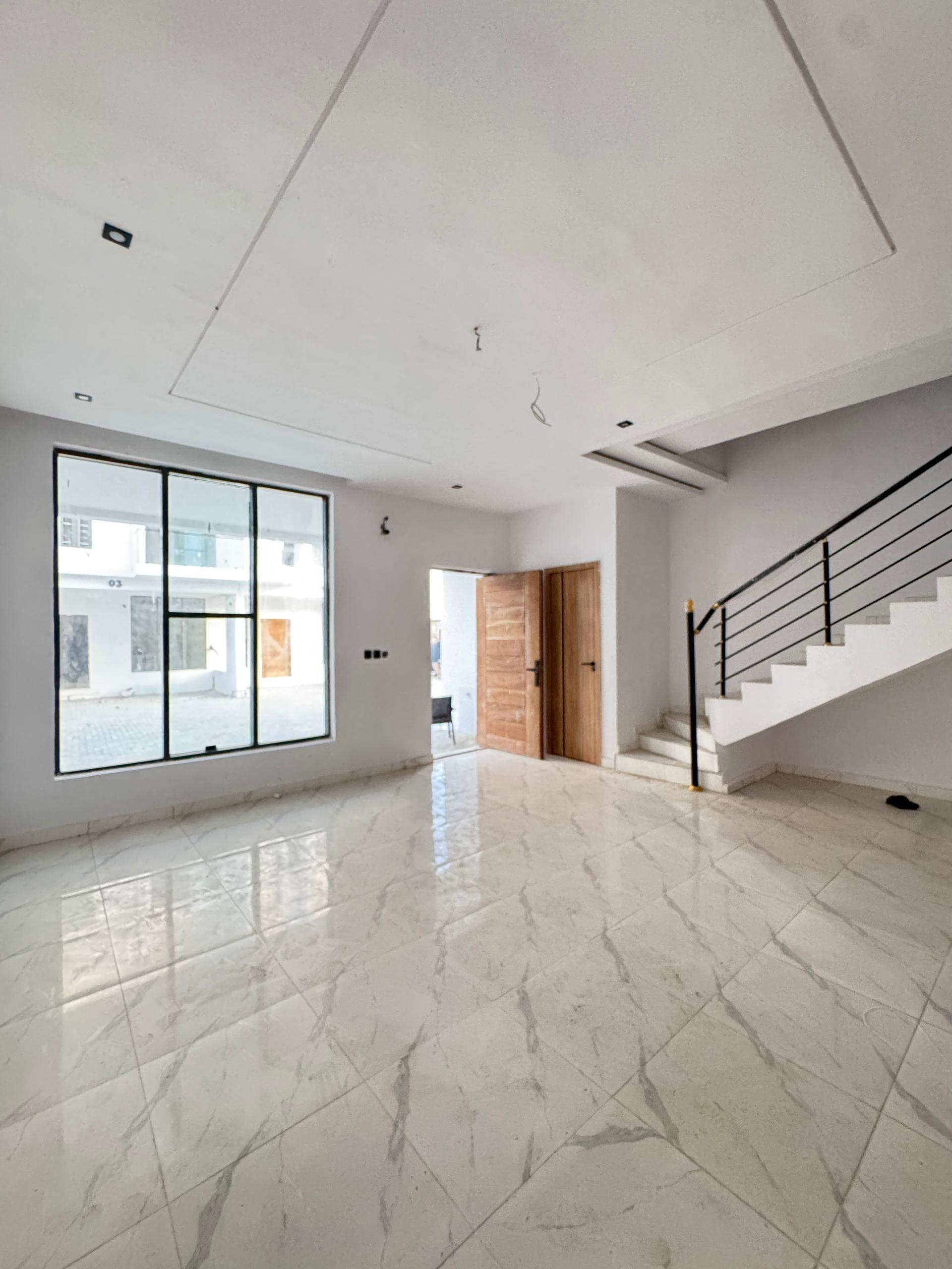 House/Cluster for sale in Lekki, Nigeria
